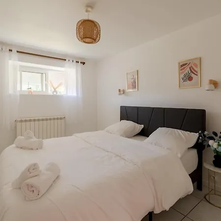 Apartmán T2-centre-ville-parking *