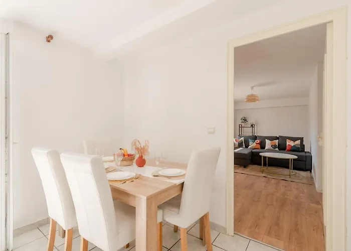 T2-centre-ville-parking * Pontchâteau